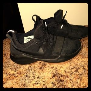 Nike Paul George 1s
